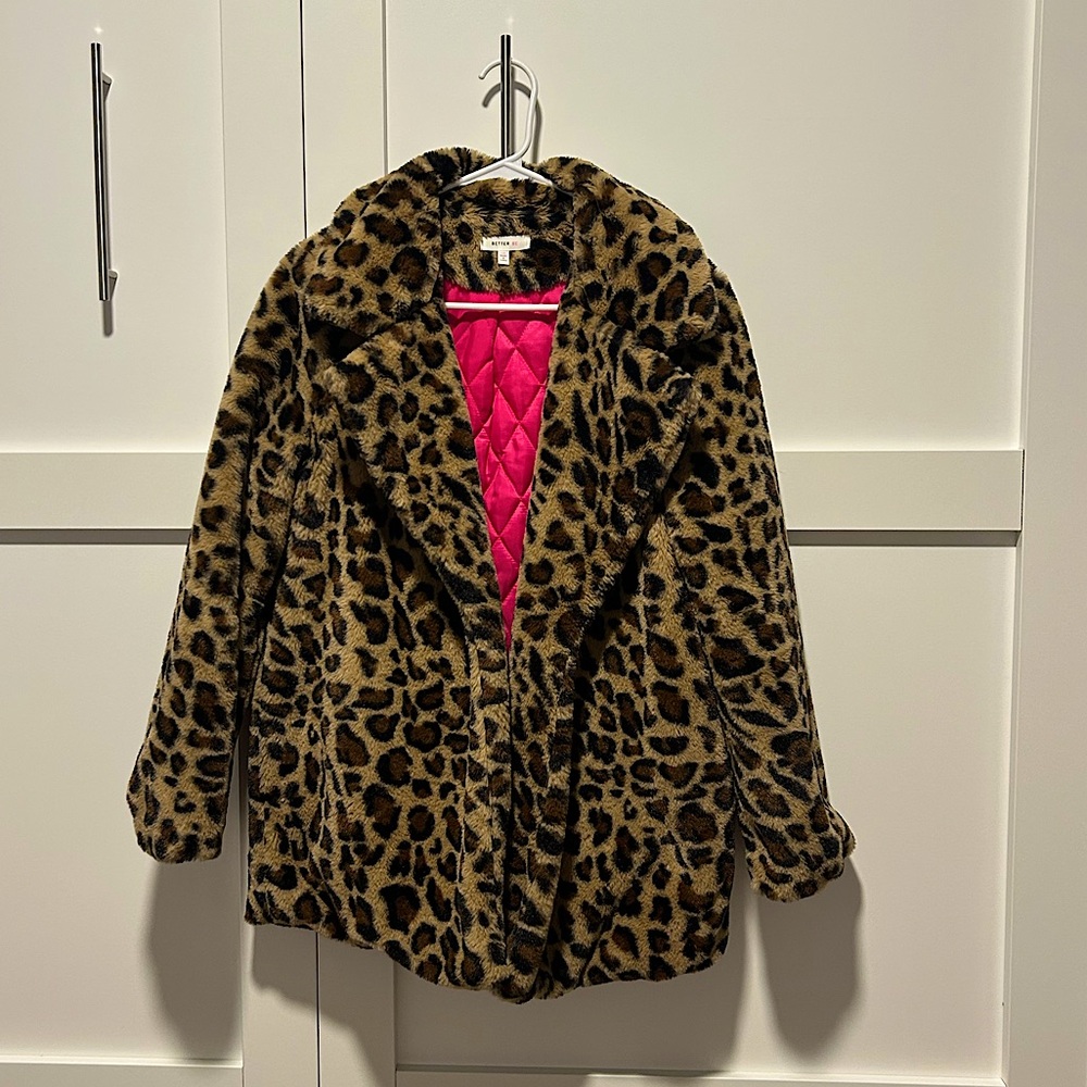 Women’s Cheetah Print Coat